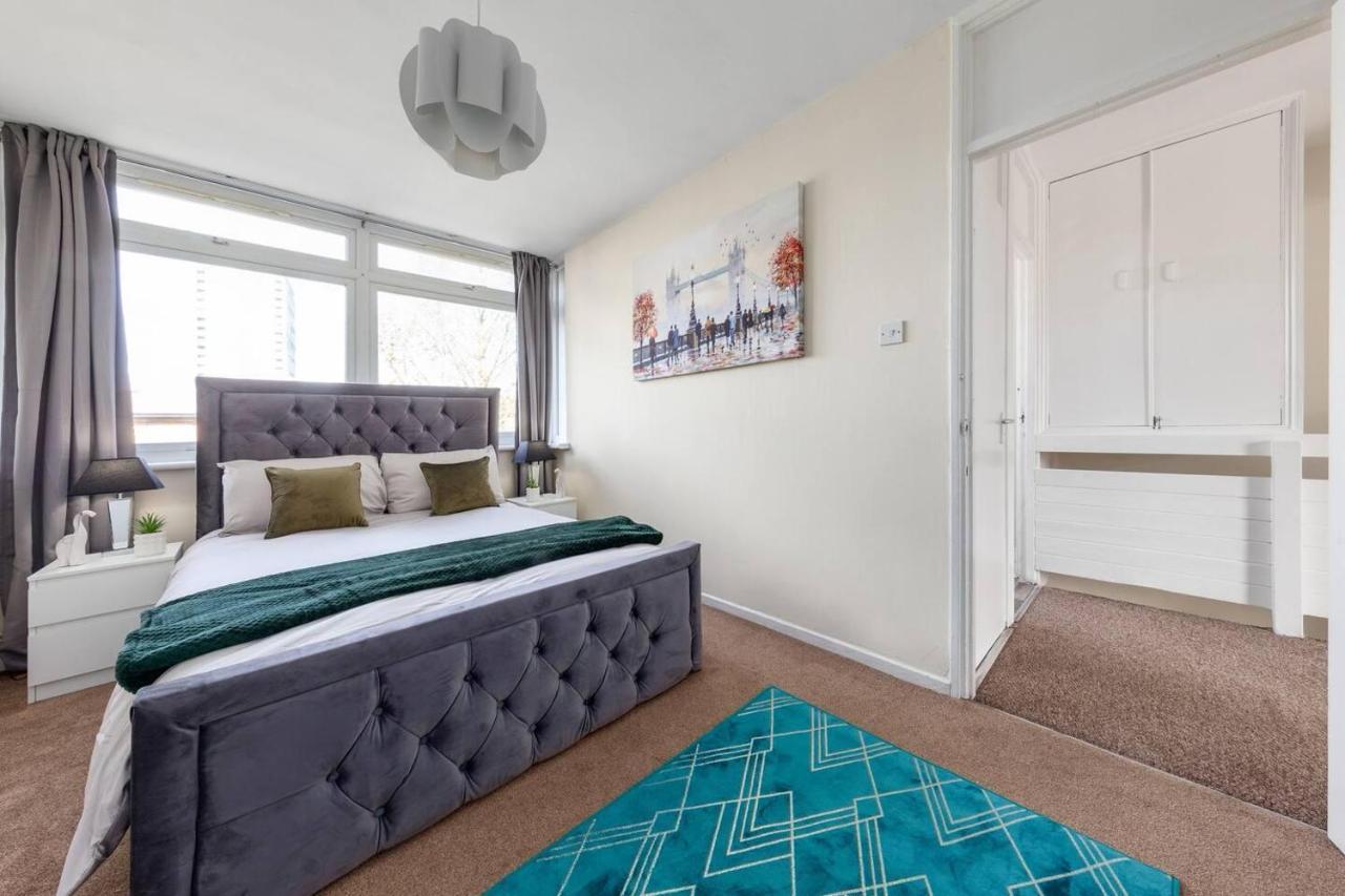 4 Bedroom Hyde Park Superior Suite-london Getaway Apartment