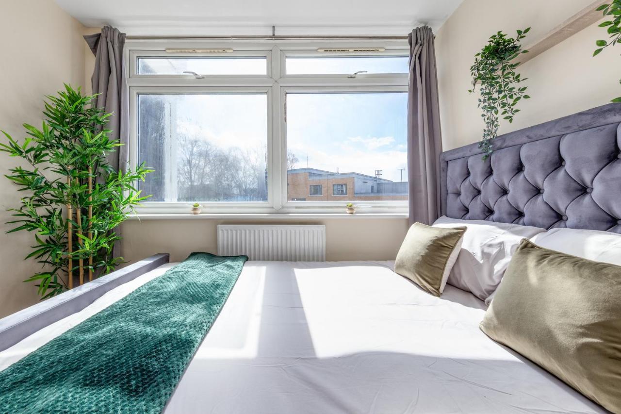 Apartment 4 Bedroom Hyde Park Superior Suite-london Getaway London