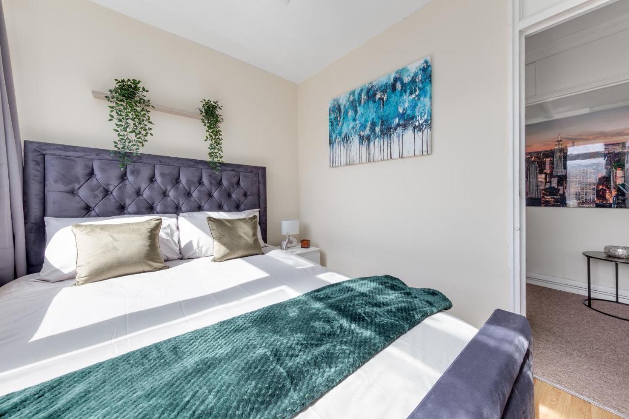 Apartment 4 Bedroom Hyde Park Superior Suite-london Getaway London