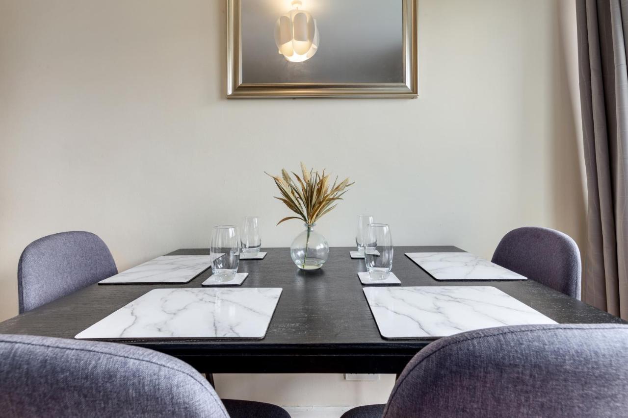 4 Bedroom Hyde Park Superior Suite-london Getaway London
