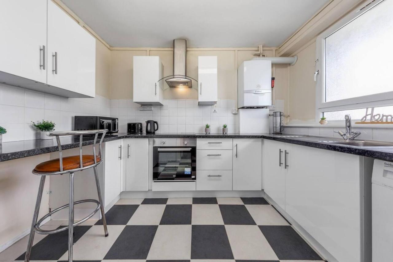 Apartment 4 Bedroom Hyde Park Superior Suite-london Getaway *