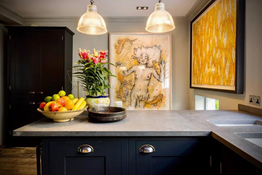 Feriehus Kings Cross, Self-contained House & Private Garden *