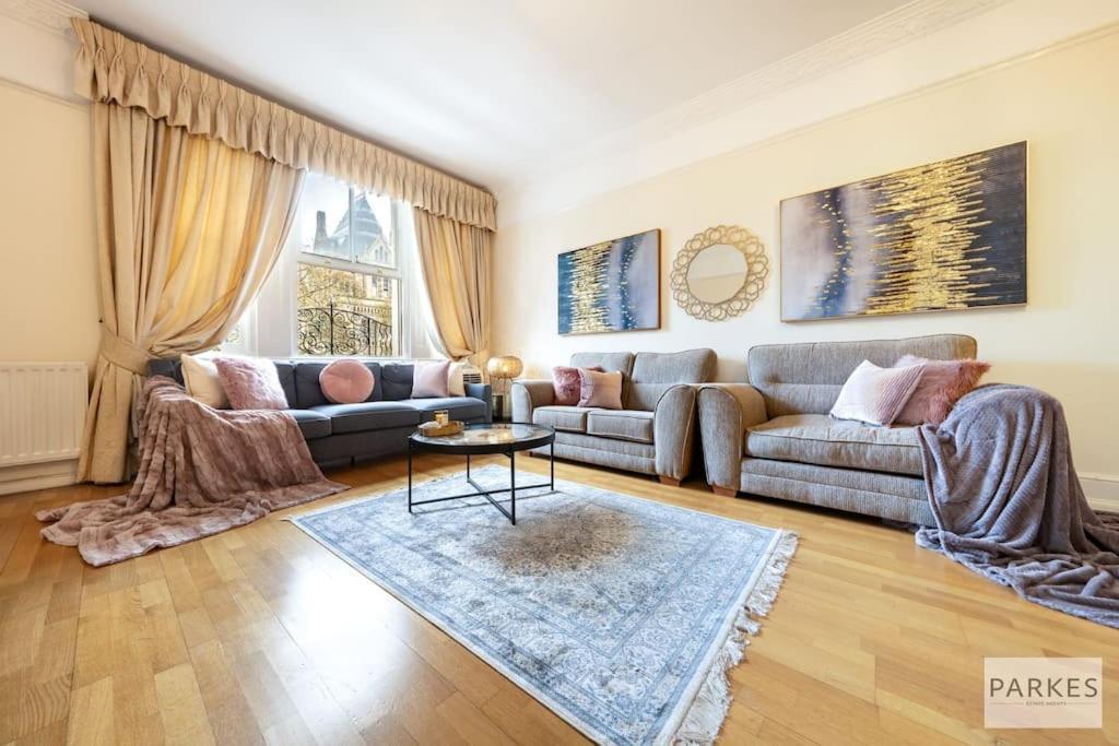South Kensington - Cromwell Rd Apartment *