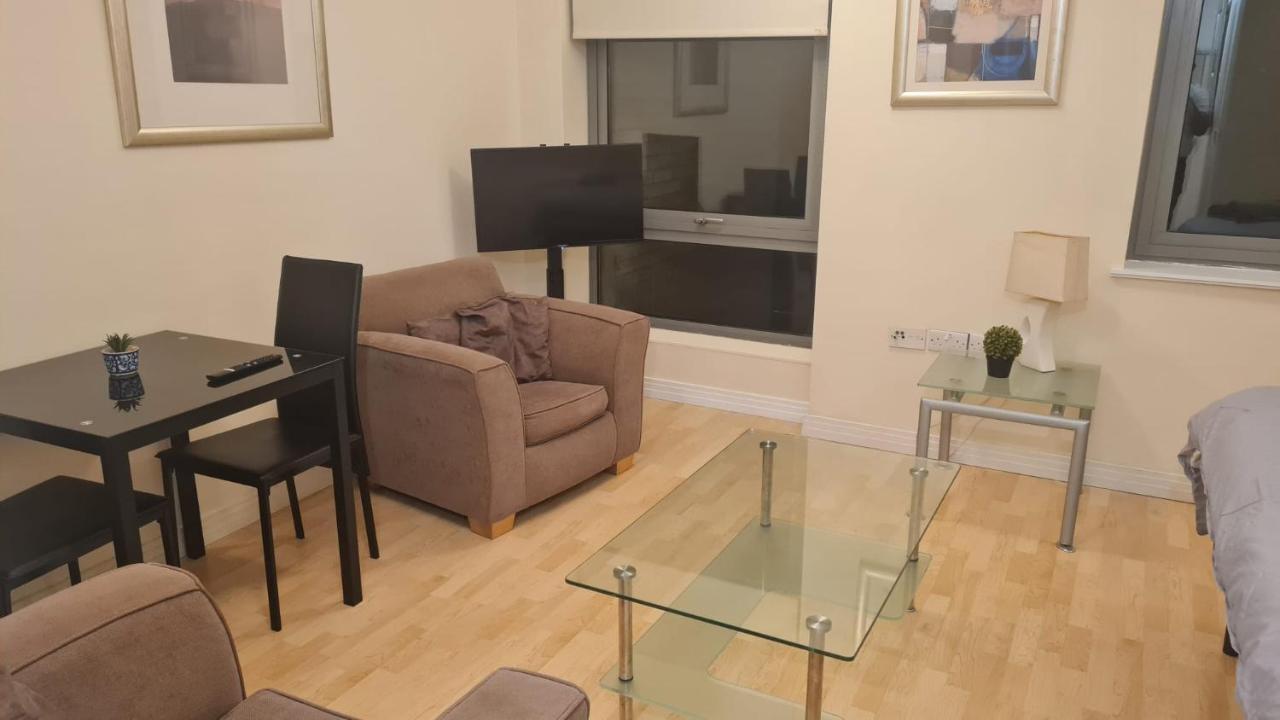 Apartment Modern In London