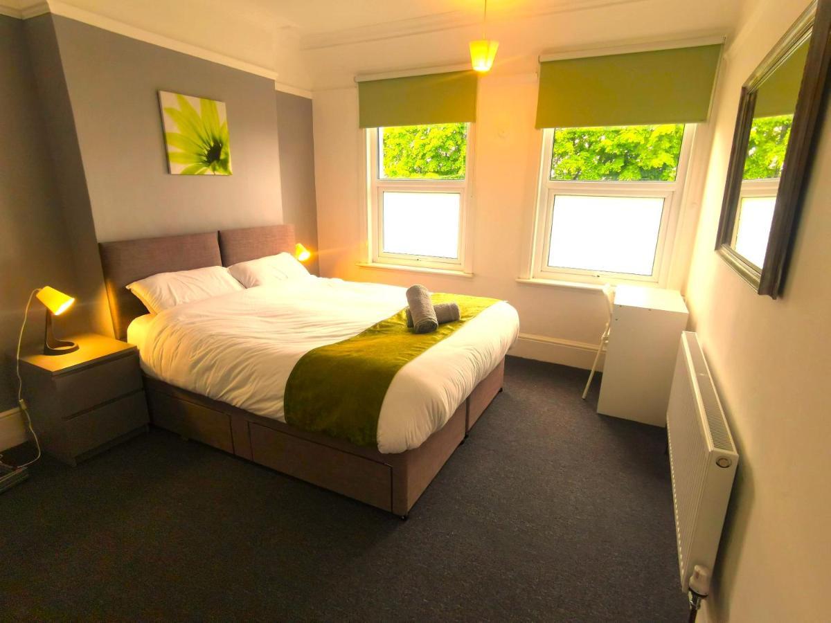 Apartment Amazing 2 Bed London