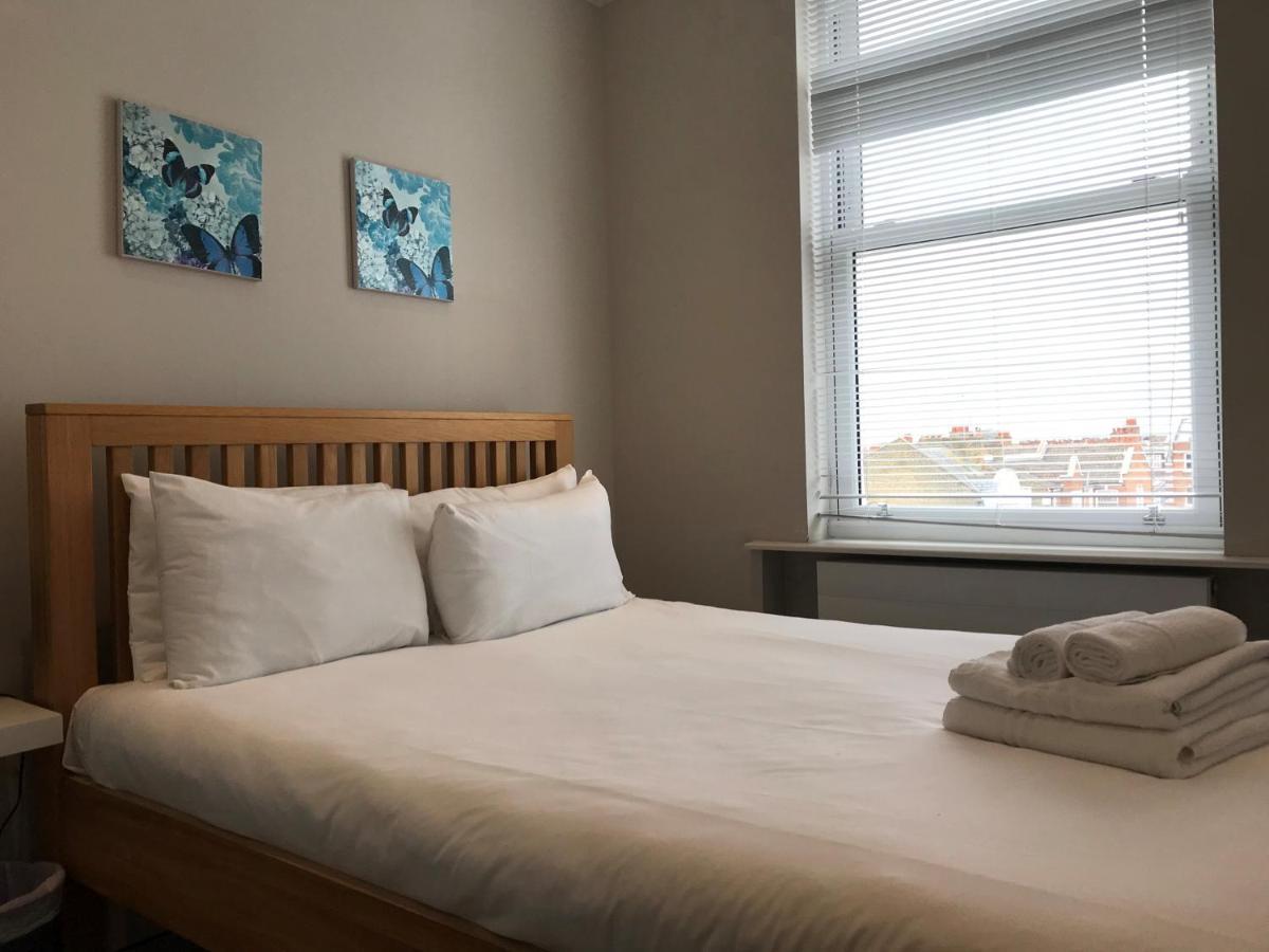 25 Ongar Road By Viridian * London