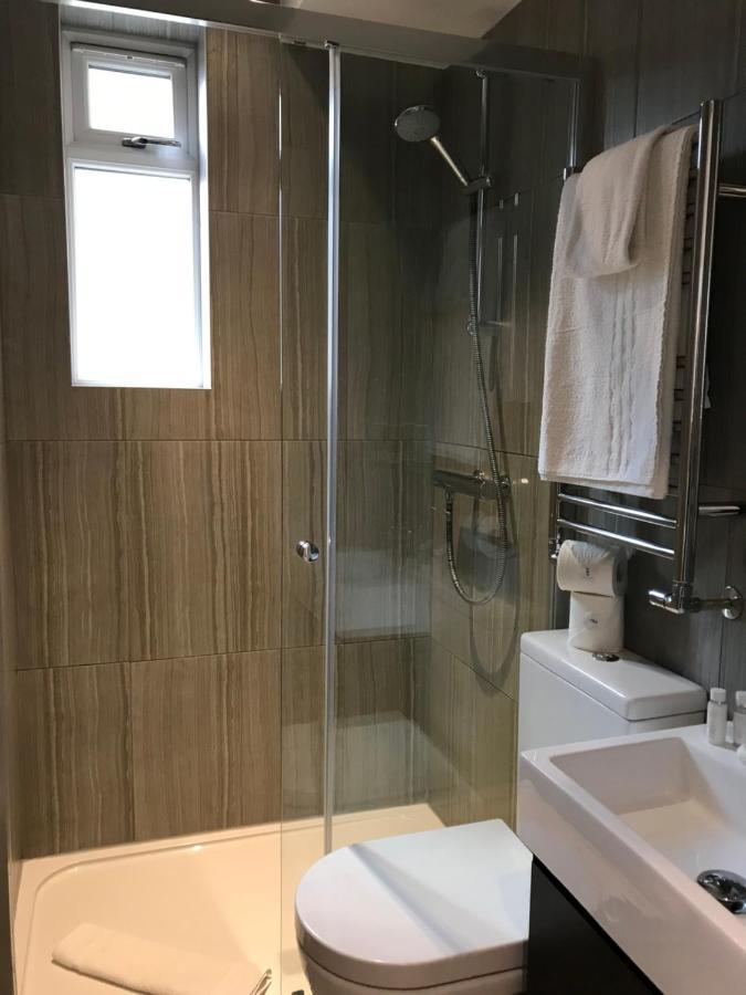 25 Ongar Road By Viridian Apartment