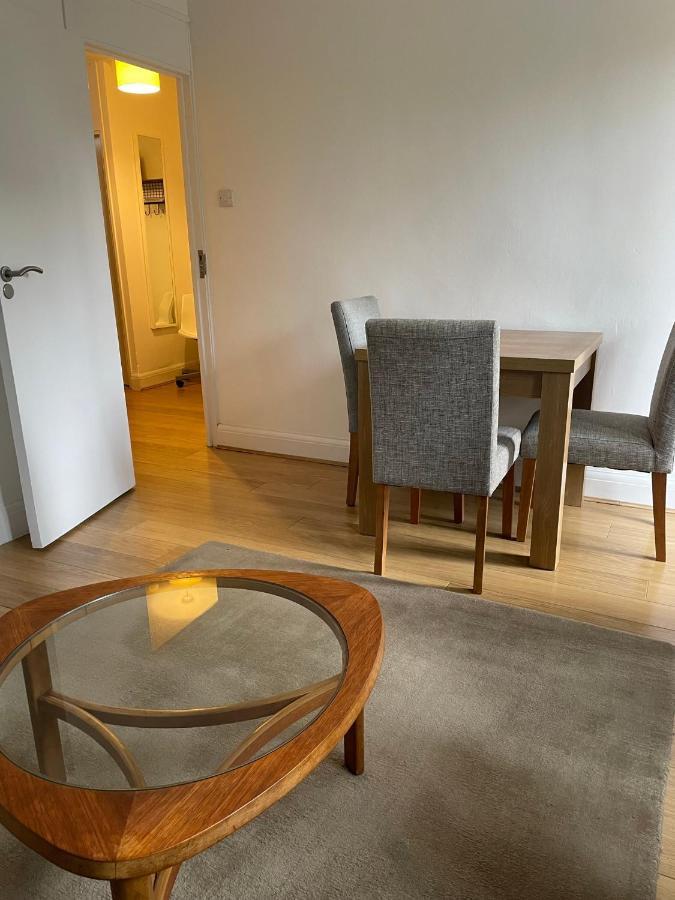Appartement Garden Flat Londen