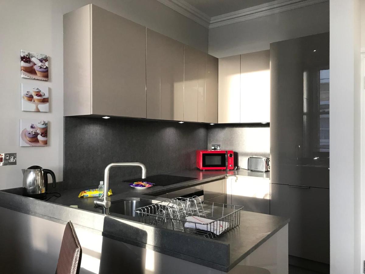25 Ongar Road By Viridian Apartment