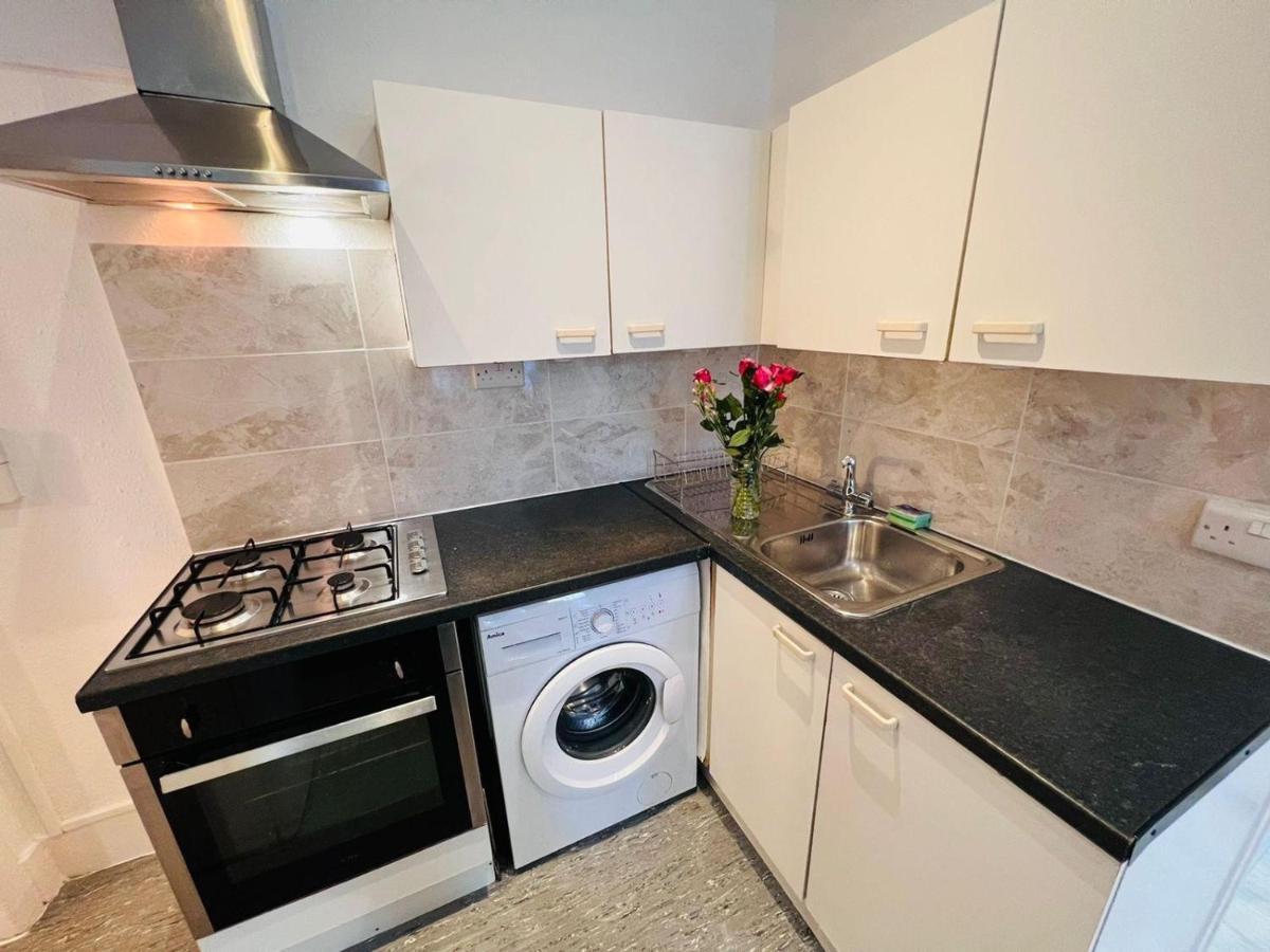 2 Bed Flat In The Heart Of Marylebone Apartment *