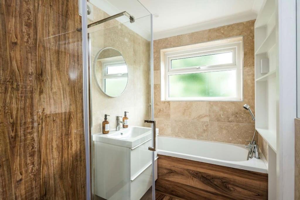 Apartment Where Style & Convenience Combine- Photo Id Required