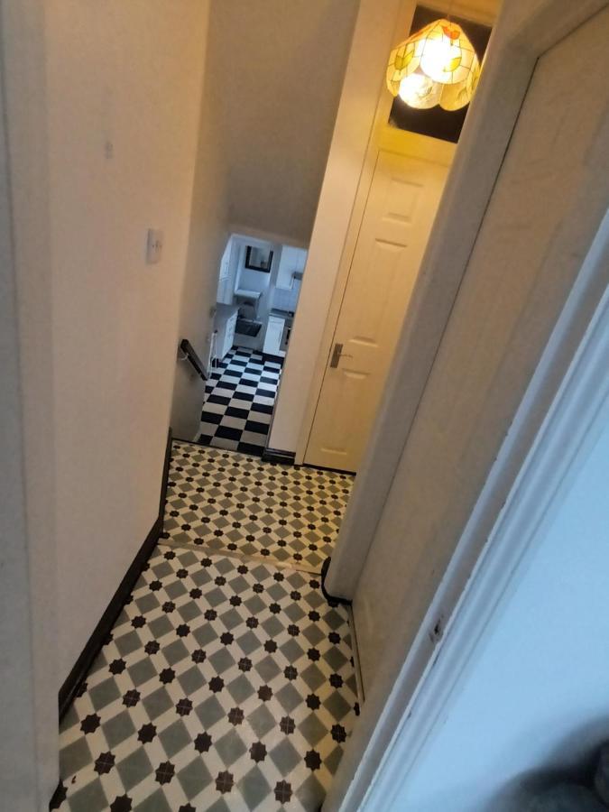 3 Bed Lovely Garden Flat Wandsworth Leilighet London