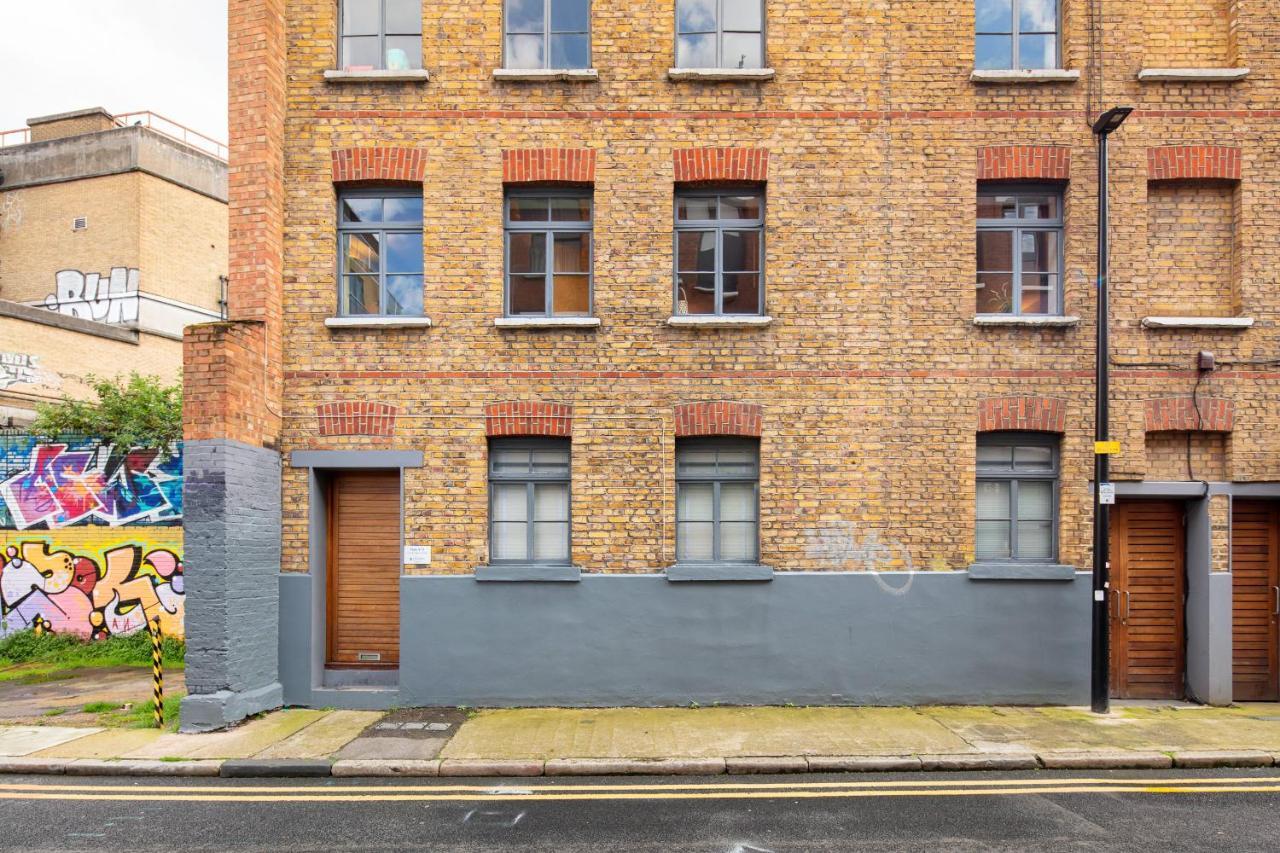 Calvin Street Converted Warehouse * Londen