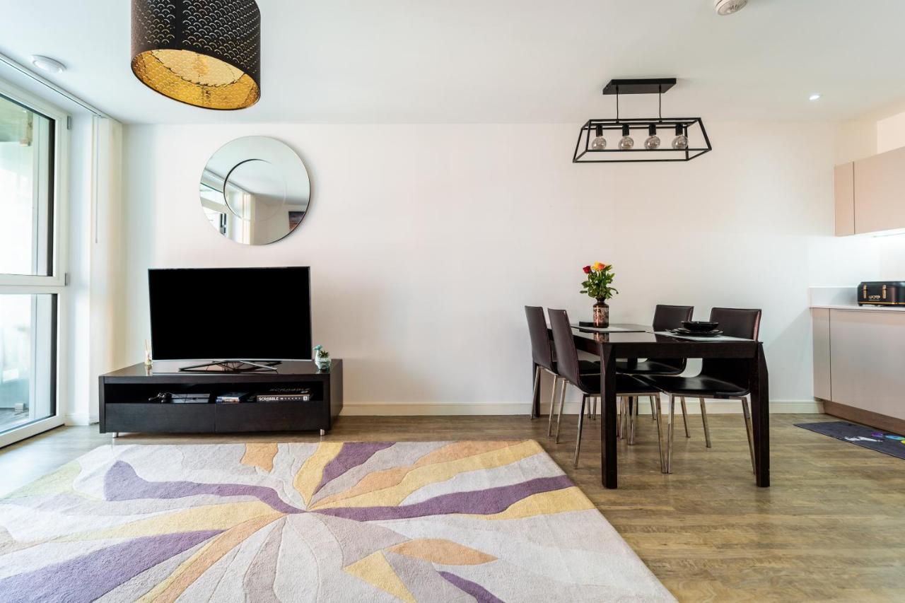 Luxury Riverview Greenwich 2bed Apt- Sleep 6 Guests-5min From 02 Arena- Playstation 4 Provided Londres