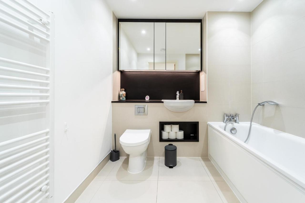 Apartamento Luxury Riverview Greenwich 2bed Apt- Sleep 6 Guests-5min From 02 Arena- Playstation 4 Provided *