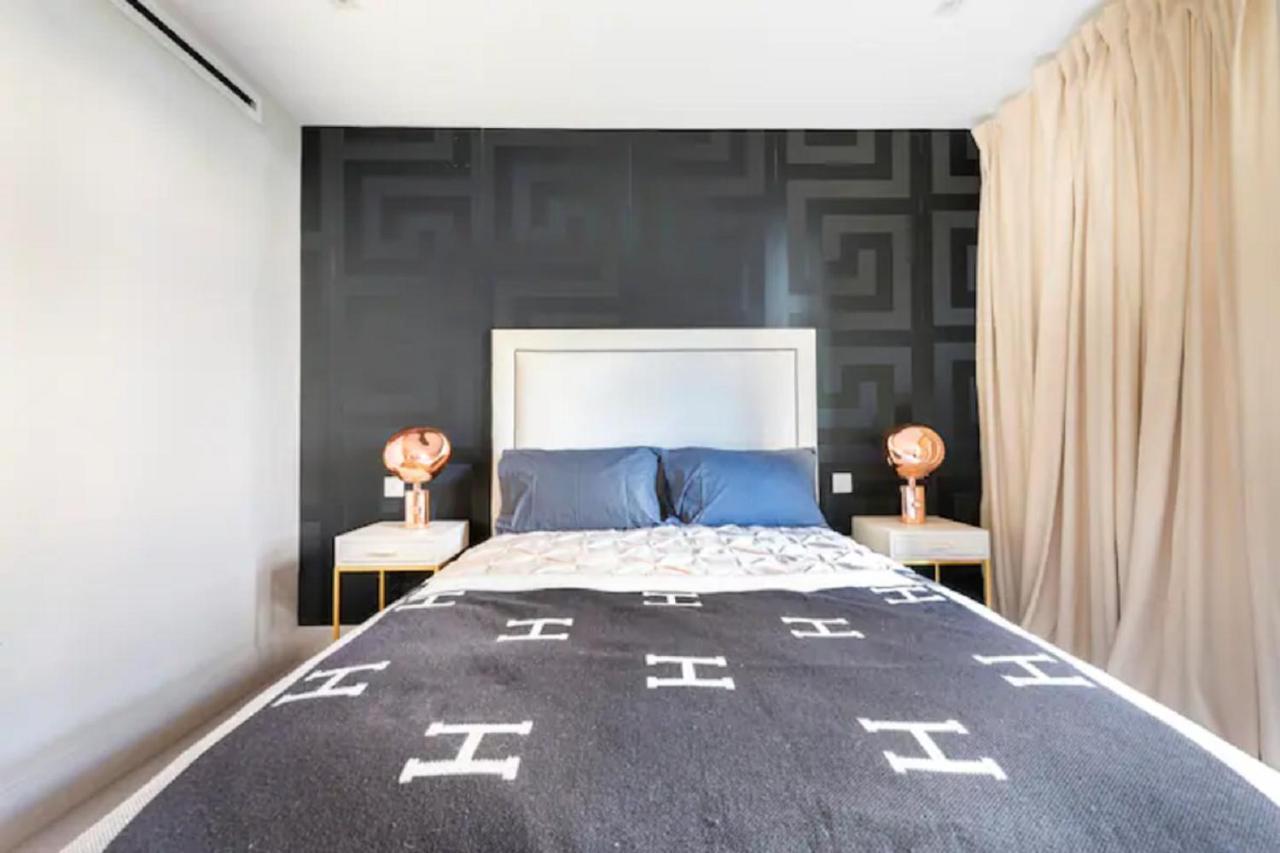 The Percy's Urban Living Apartment *