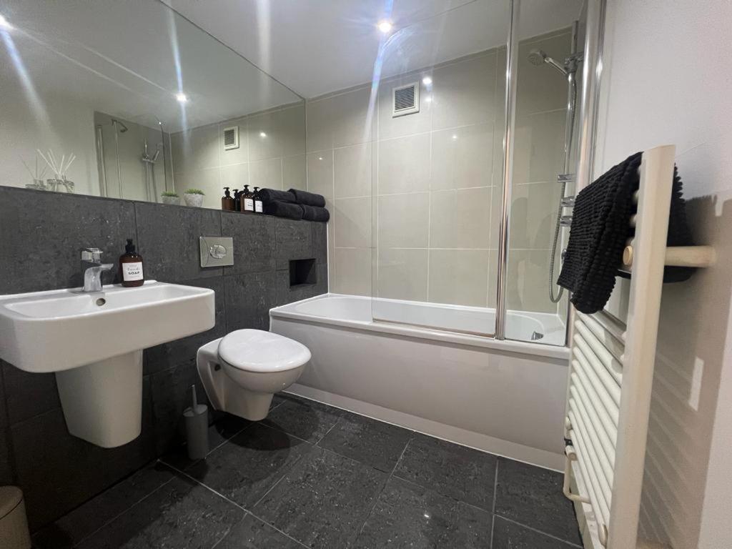Full Apartment! Brick Lane! Apartment London