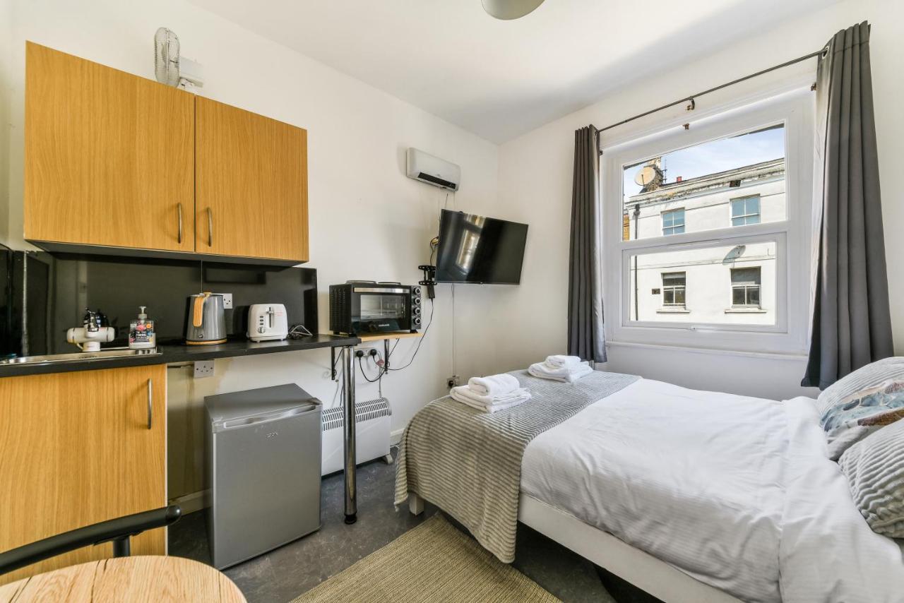 Chapel Market, Studio In Angel- Sleeps Upto 3 * Londen
