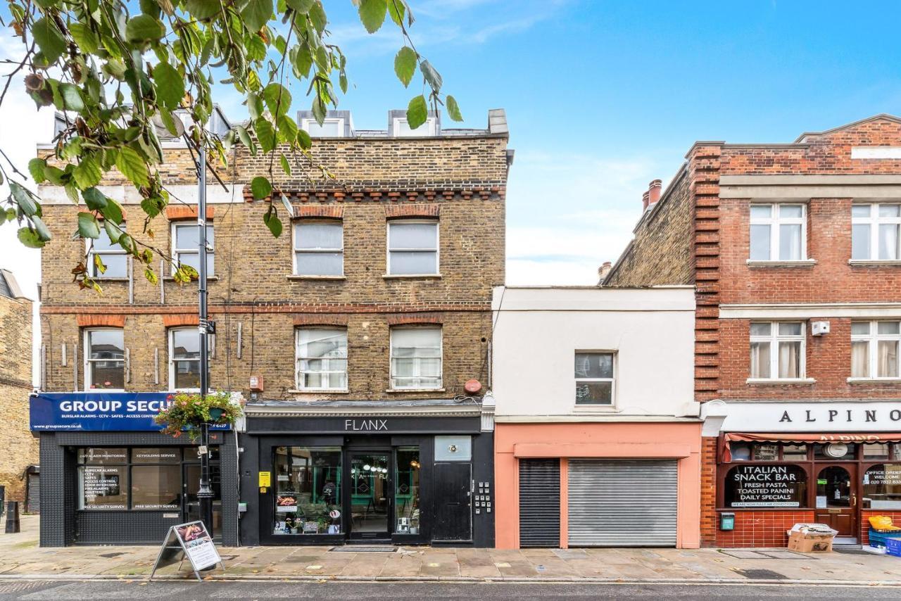 Chapel Market, Studio In Angel- Sleeps Upto 3 * Londen