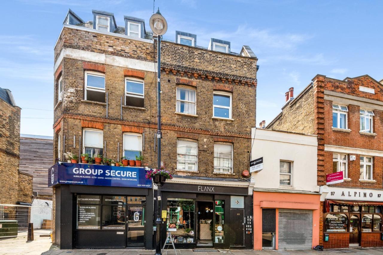 Chapel Market, Studio In Angel- Sleeps Upto 3 *
