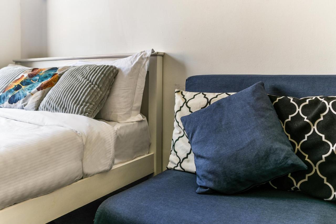 Chapel Market, Studio In Angel- Sleeps Upto 3 Londen