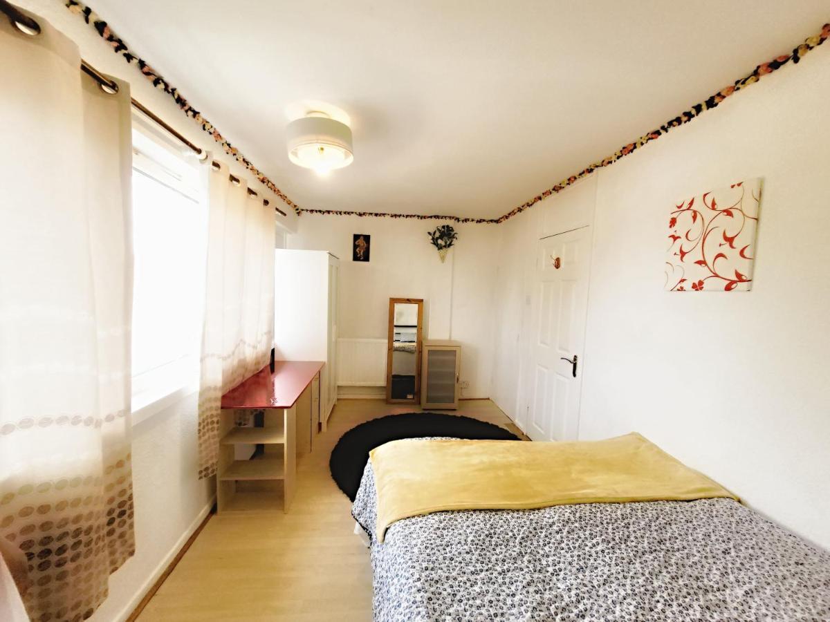 Excellent Big Double Cheap Price Around London