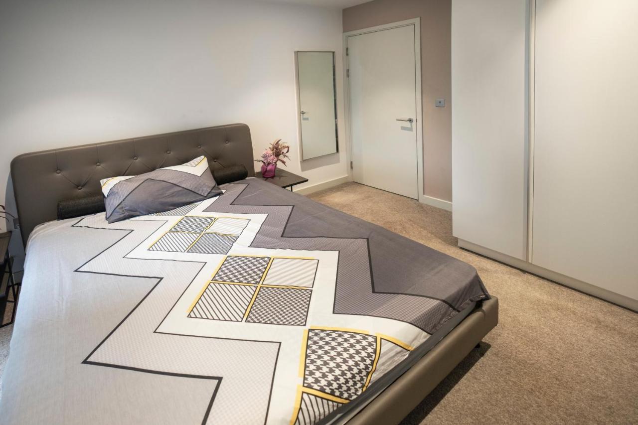 Stylish Manhattan Style Apartment London