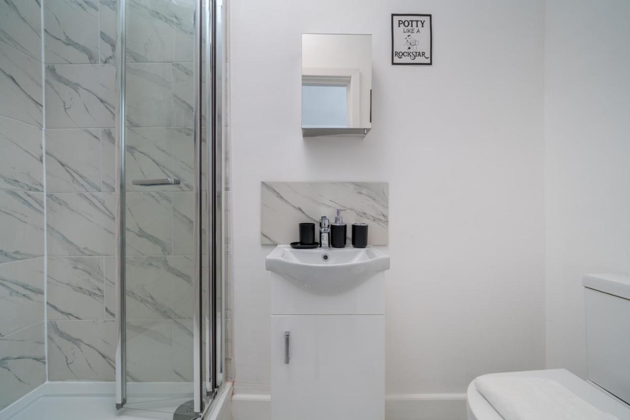 Selwyn Unique & Stylish Apartment London