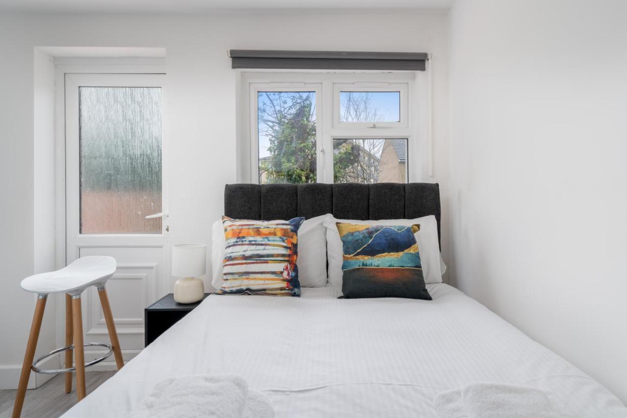 Selwyn Unique & Stylish Apartment London