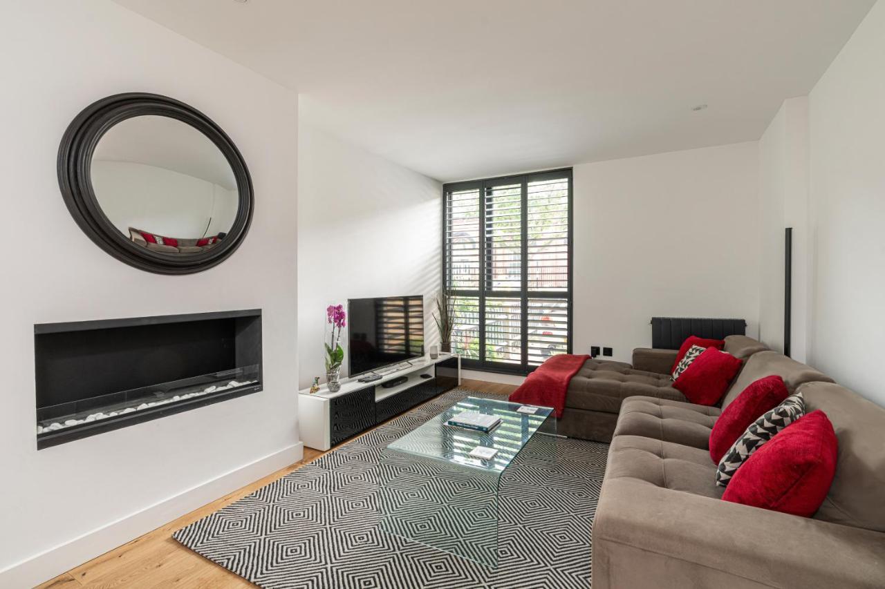 Ferienhaus Altido Stunning 2 Bed House With Garden And Free Parking, Near Clapham Park *