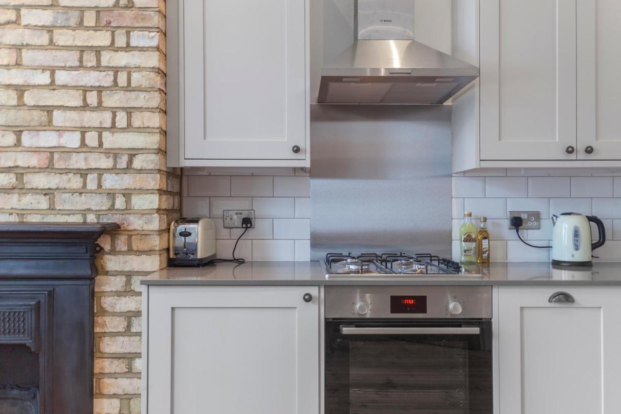 Stylish 1 Bdr Wcommunal Garden, Greenwich Leilighet