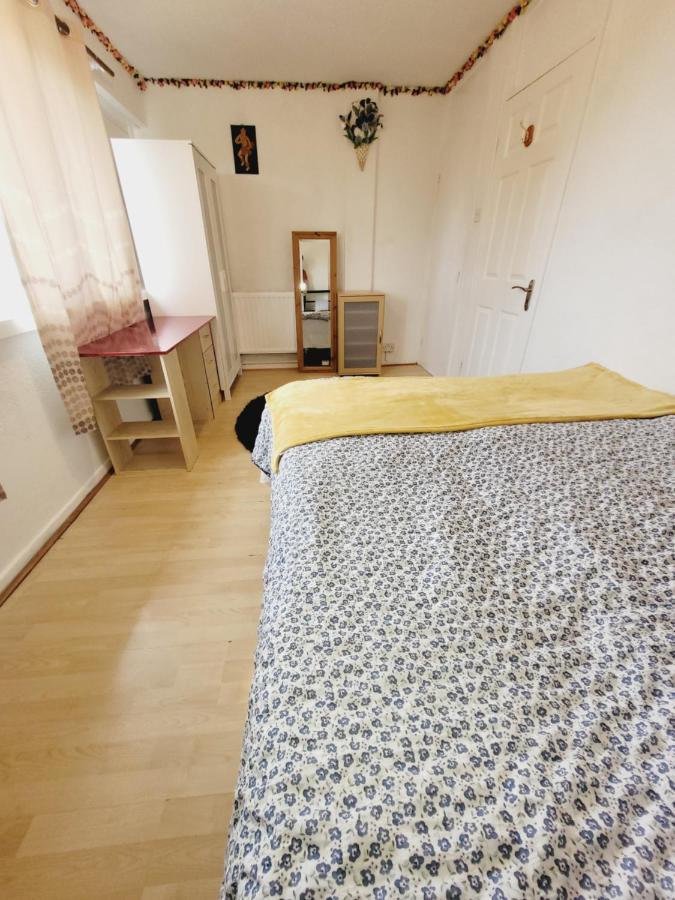 Excellent Big Double Cheap Price Around Privat overnatting London