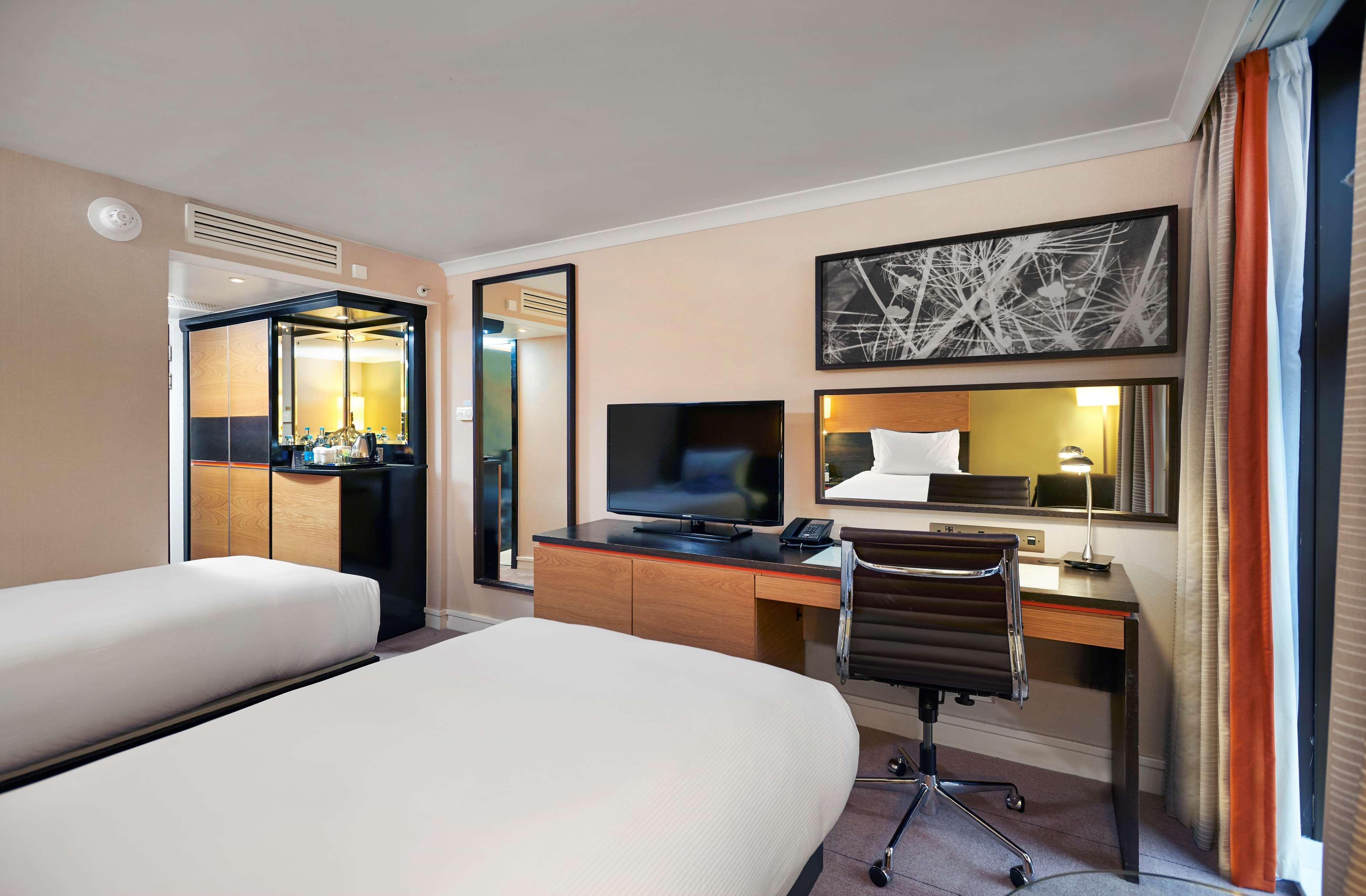 Hilton Kensington Hotel