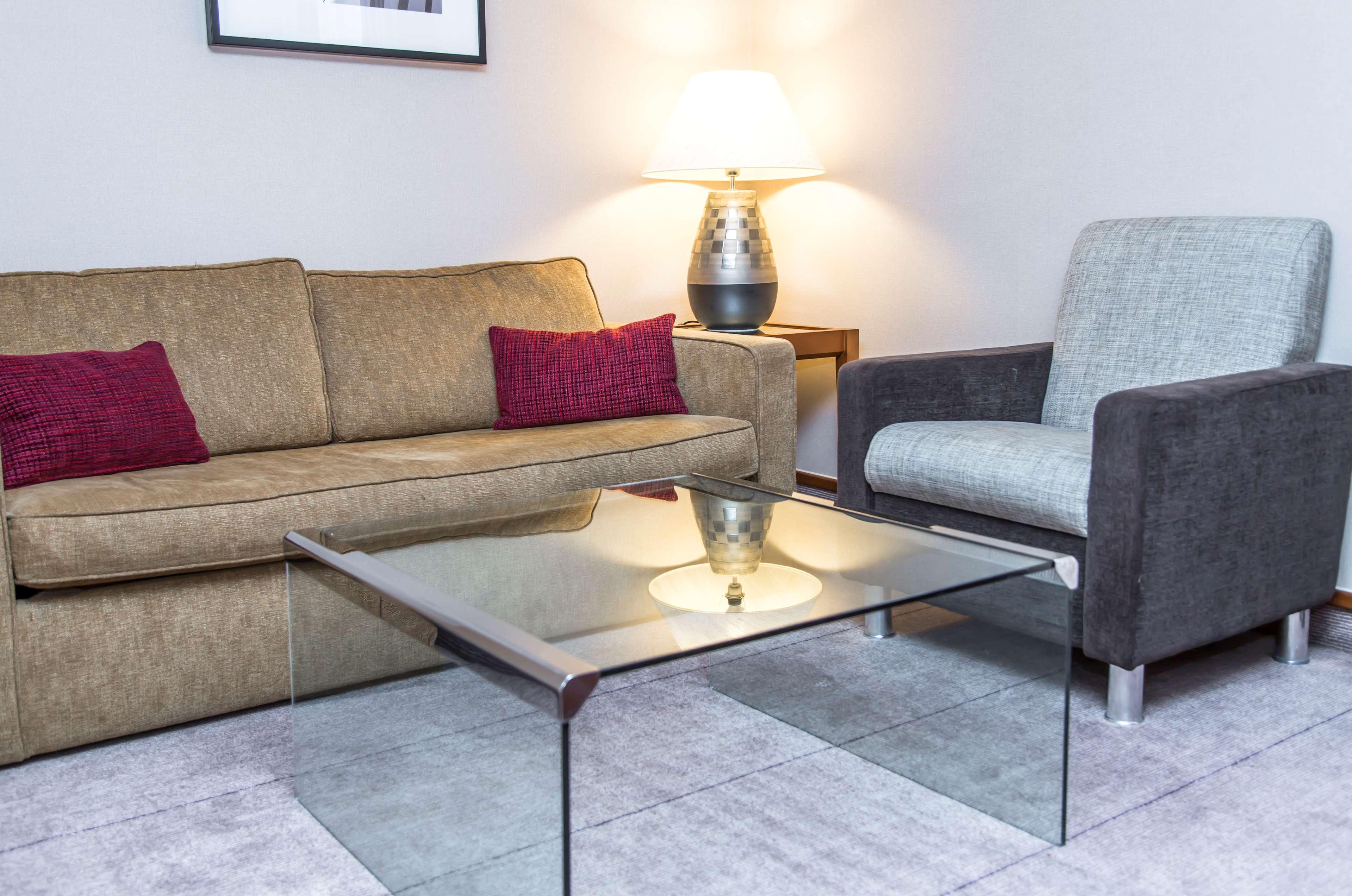 Hilton Kensington Hotel 4*