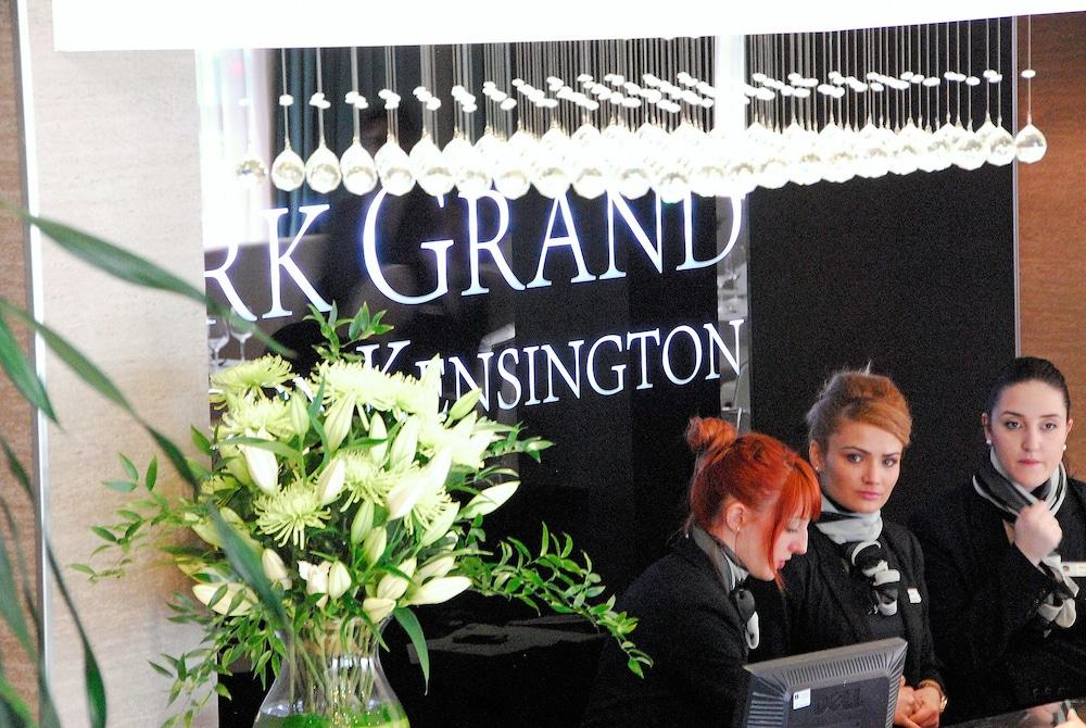 Park Grand Kensington