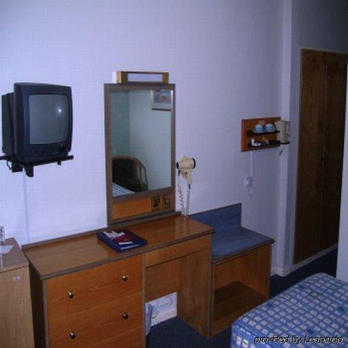 Norfolk Plaza 3*