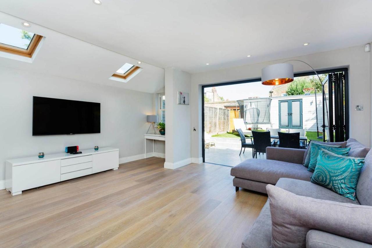 Fulham, - Stylish 5 Bedroom House Feriehus