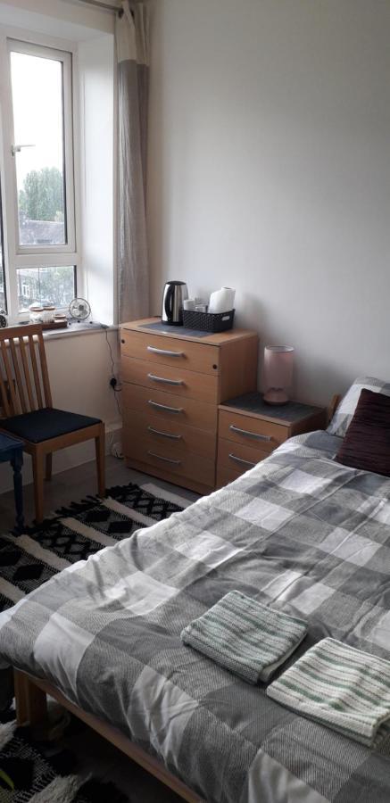 7, Cranehouse Brangbourne Road One Big Double Available On Reasonable Price, Shared Flat London