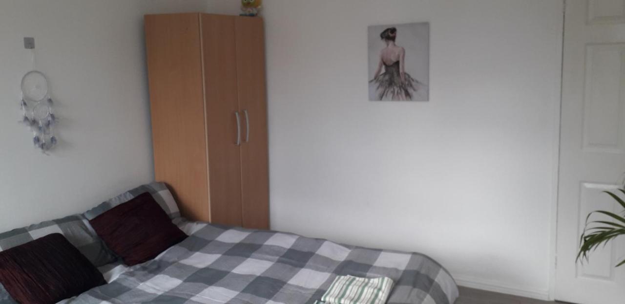 Leilighet 7, Cranehouse Brangbourne Road One Big Double Available On Reasonable Price, Shared Flat *