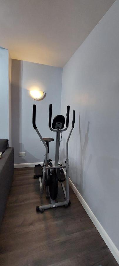 One Bedroom Flat In Finchley Road Appartement
