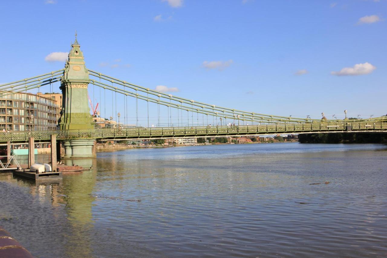 Pillo Hammersmith Guest house London