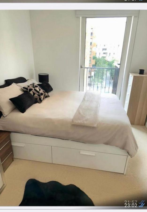 Luxury One Bedroom Appartement *