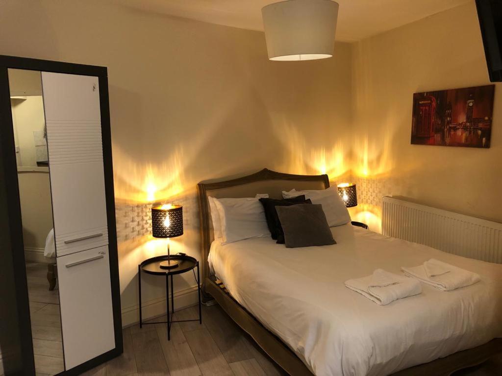 Cosy 1 Bed Studio In King's Cross Apartment