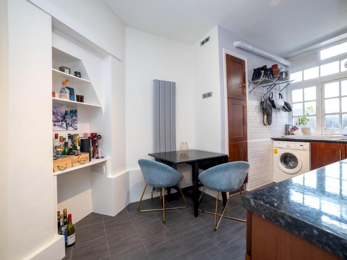 Pass The Keys One Bedroom Near Popular Attractions
