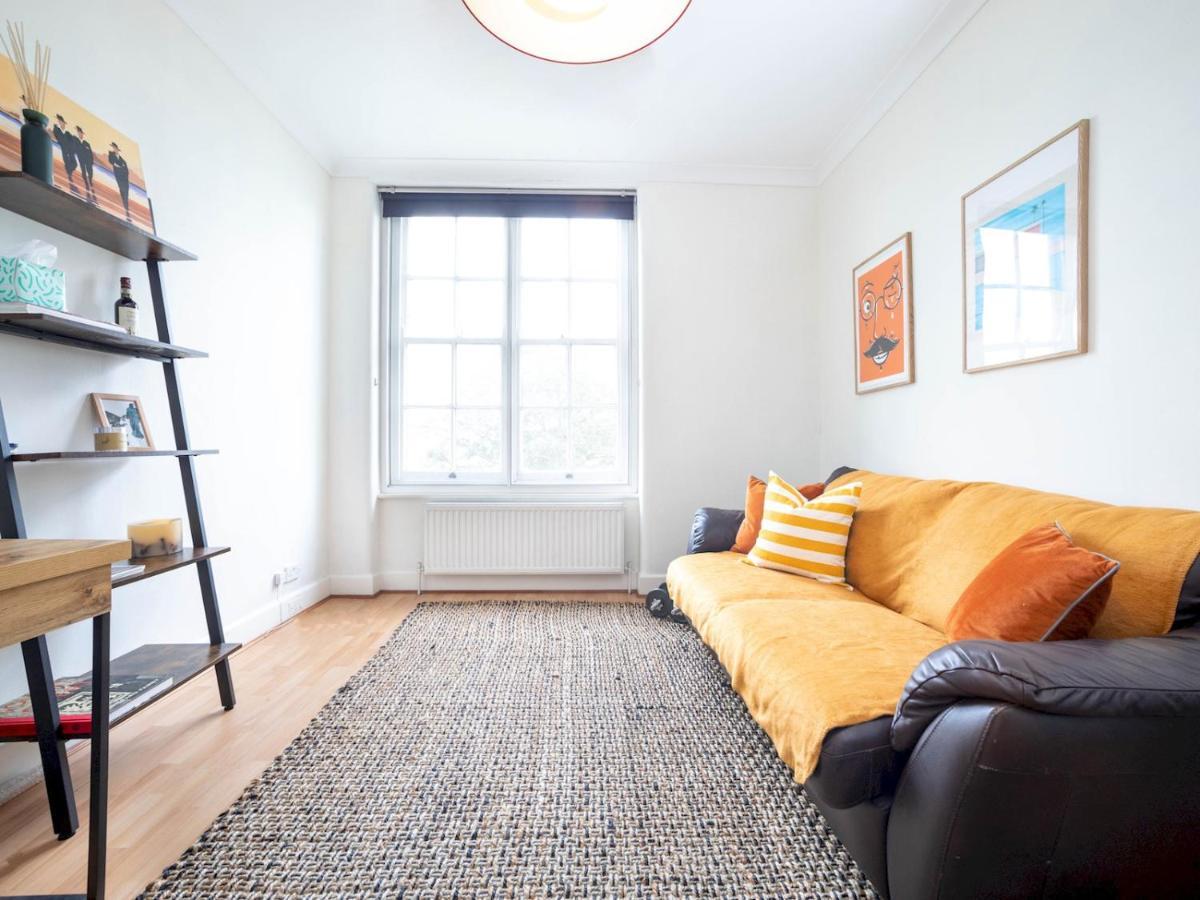 Pass The Keys One Bedroom Near Popular Attractions Apartment