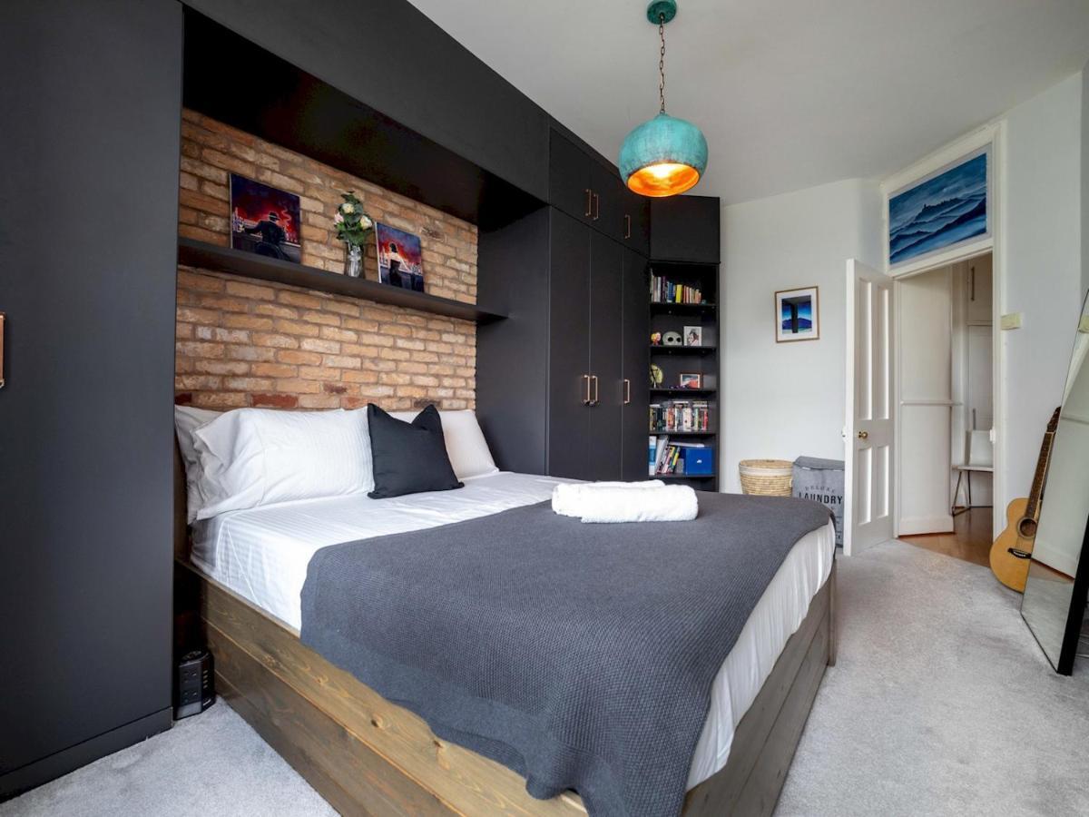 Pass The Keys One Bedroom Near Popular Attractions