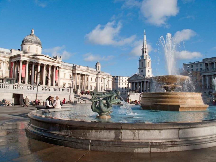 Gorgeous Hyde Park With Elevator Access By Tube Metro Stations Apartment