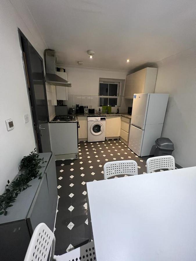 Leilighet 3 Bedroom Flat In King's Cross, St Pancras's. 8 People *