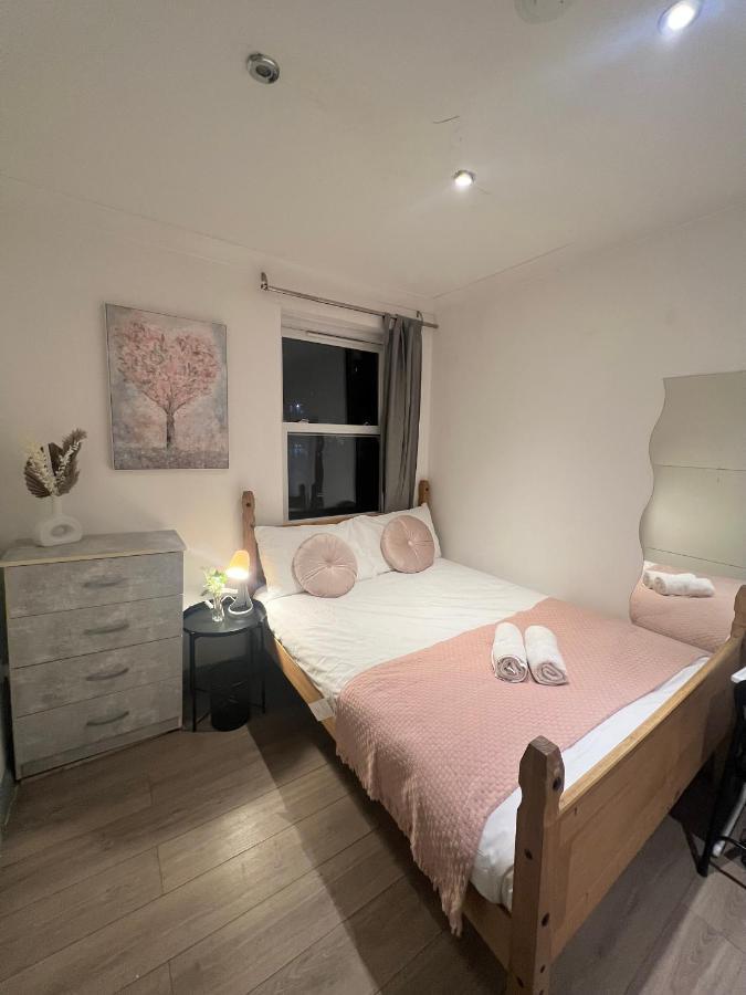 Leilighet 3 Bedroom Flat In King's Cross, St Pancras's. 8 People *