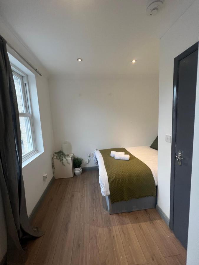 3 Bedroom Flat In King's Cross, St Pancras's. 8 People Leilighet *